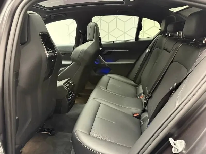 BMW M5 4.4 Hybrid xDrive, снимка 10 - Автомобили и джипове - 54050340