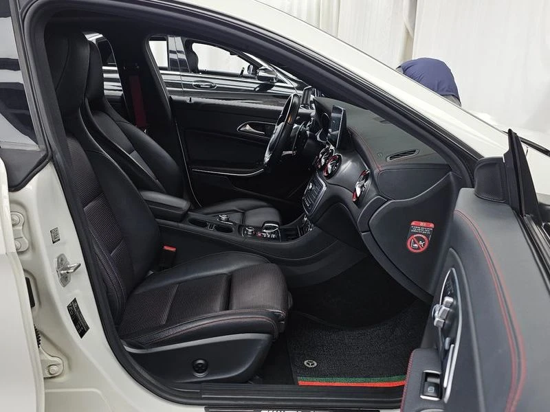 Mercedes-Benz CLA CLA45 AMG 4MATIC| 355к.с.| ВКЛ.ТЕХНОТЕСТ, снимка 11 - Автомобили и джипове - 55217586