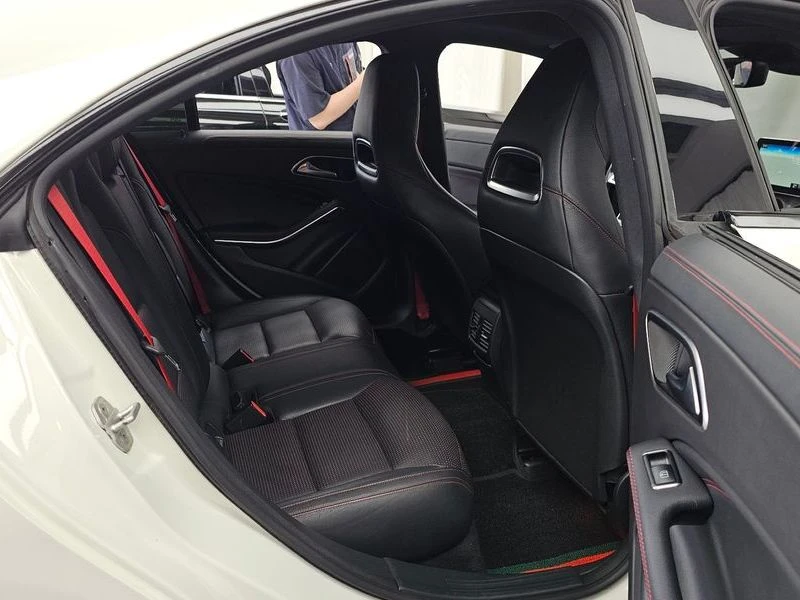 Mercedes-Benz CLA CLA45 AMG 4MATIC| 355к.с.| ВКЛ.ТЕХНОТЕСТ, снимка 12 - Автомобили и джипове - 55217586