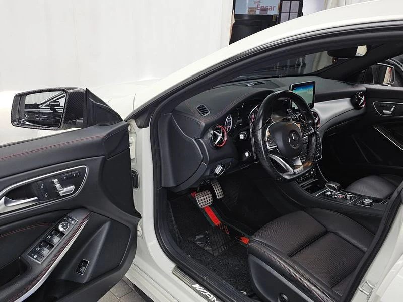 Mercedes-Benz CLA CLA45 AMG 4MATIC| 355к.с.| ВКЛ.ТЕХНОТЕСТ, снимка 10 - Автомобили и джипове - 55217586