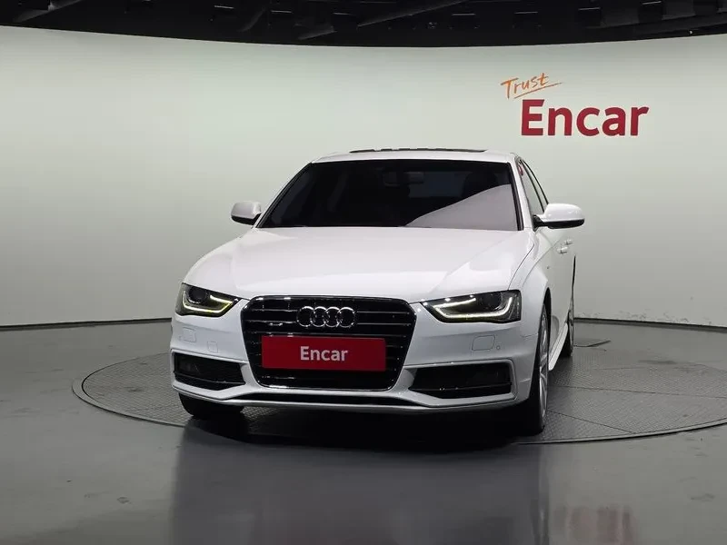 Audi A4 2.0 TFSI Quattro - САМО 30% АВАНС, снимка 3 - Автомобили и джипове - 56253854
