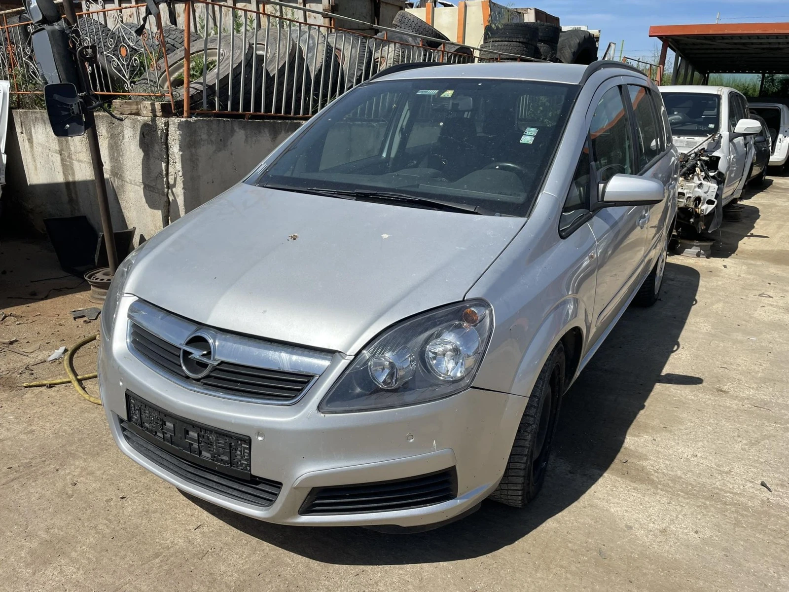 Opel Zafira 1.9 - изображение 4