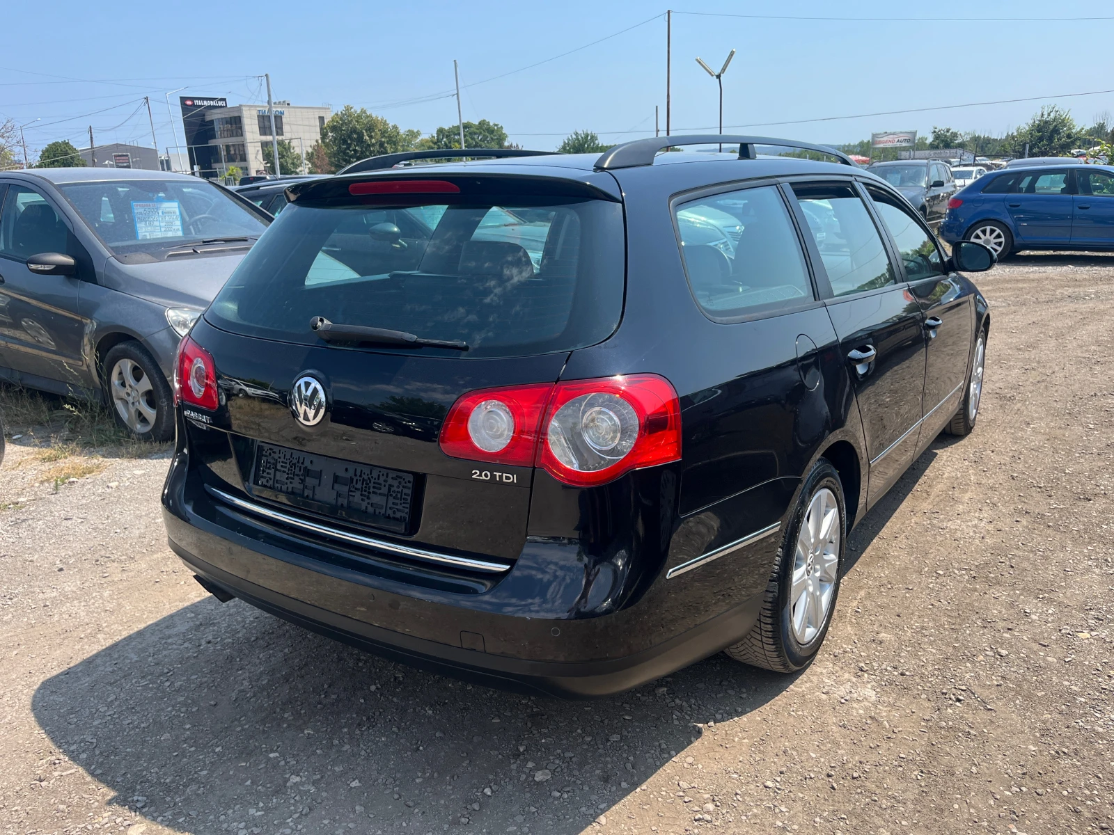 VW Passat 2.0TDI COMMONRAIL - изображение 4