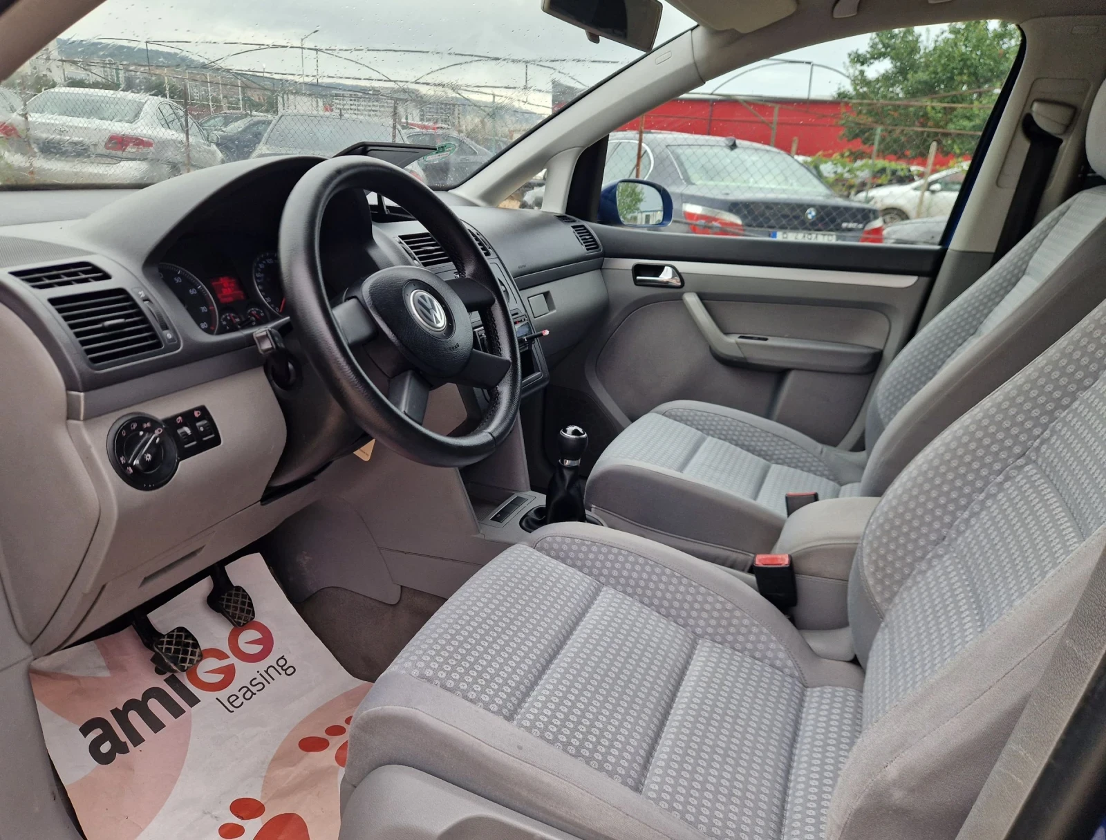 VW Touran Валидни немски номера / Лизинг / Бартер/6ск  - изображение 9