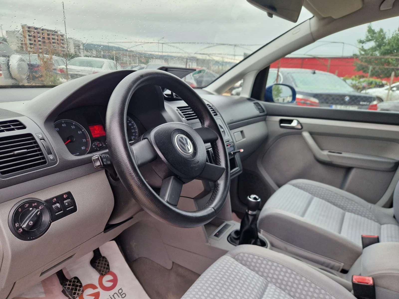 VW Touran Валидни немски номера / Лизинг / Бартер/6ск  - изображение 10