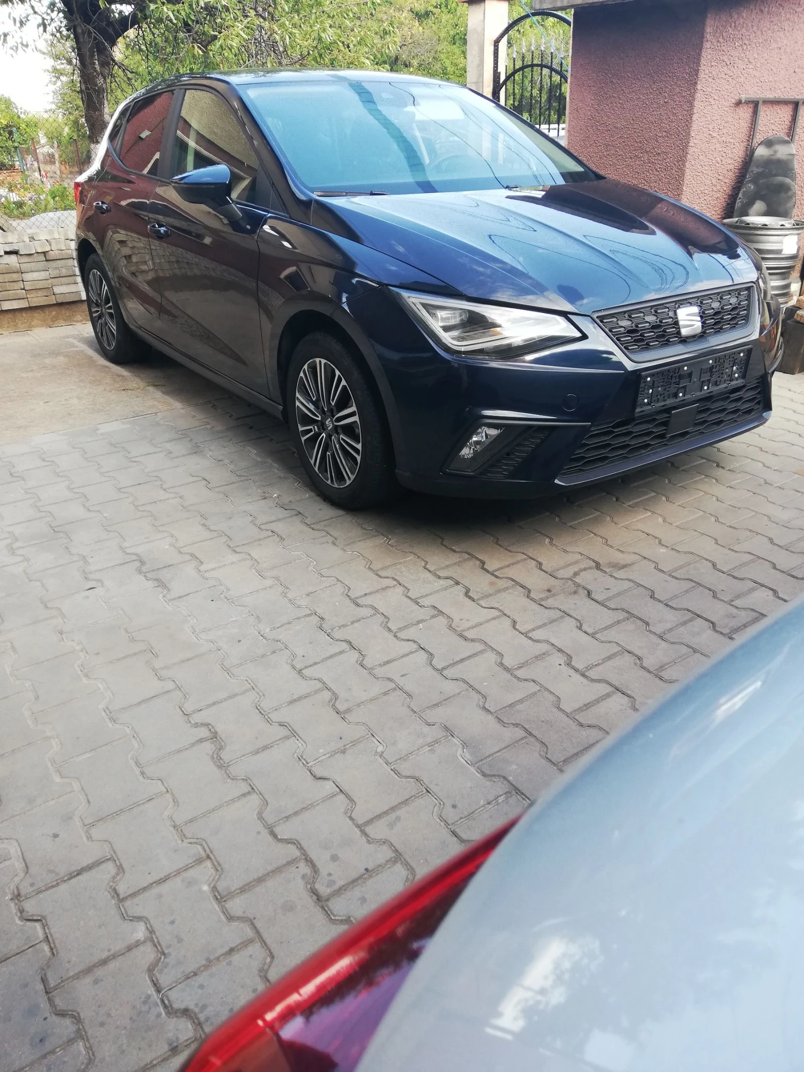 Seat Ibiza КАТО НОВА  - изображение 2