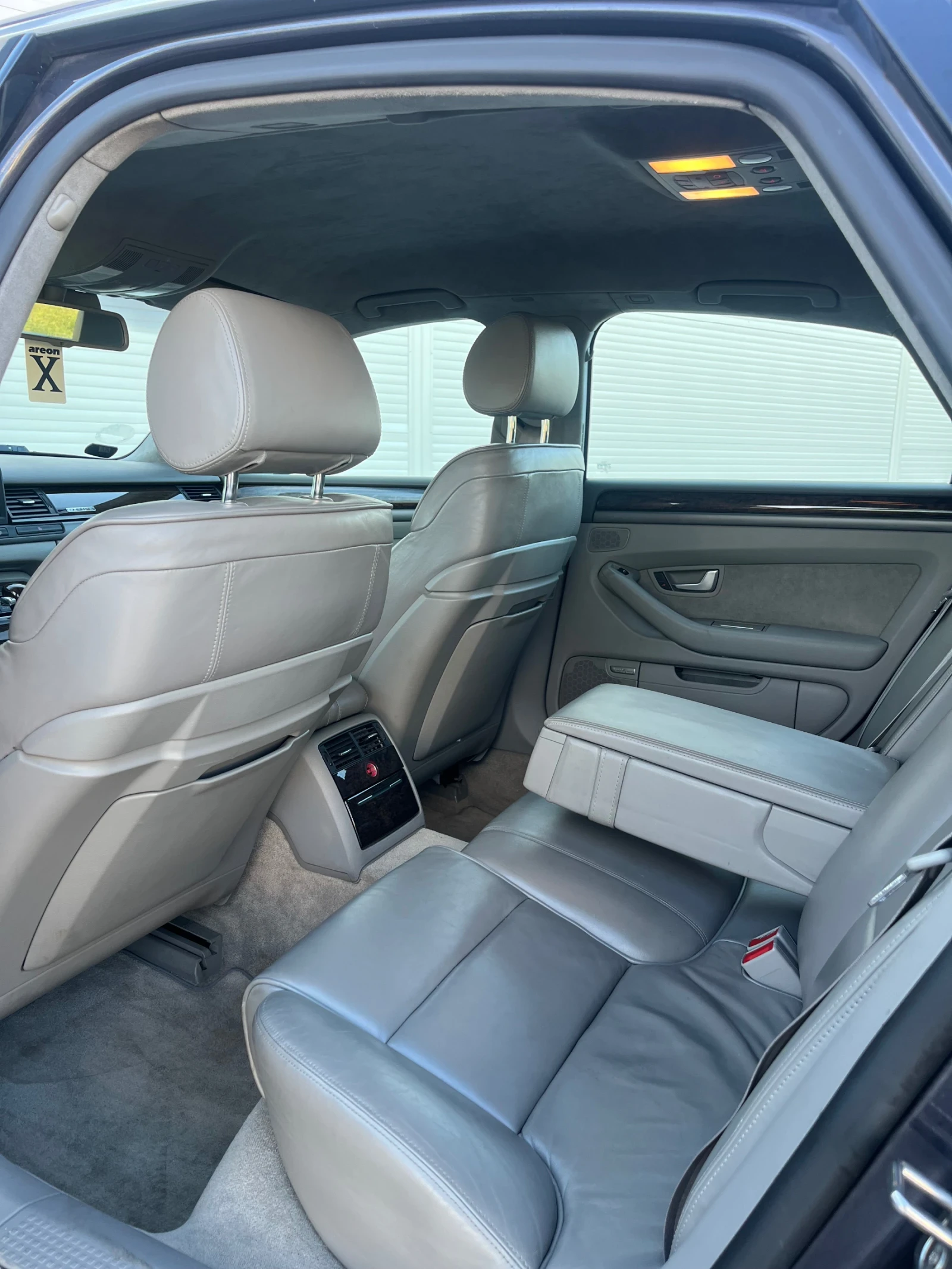 Audi A8 4.2 LPG 335hp - изображение 7