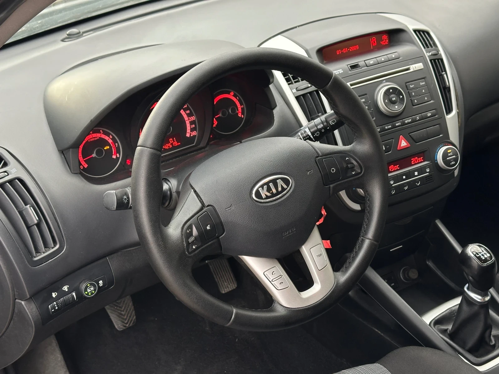 Kia Ceed 1.6i GPL* Facelift * Климатроник - изображение 6