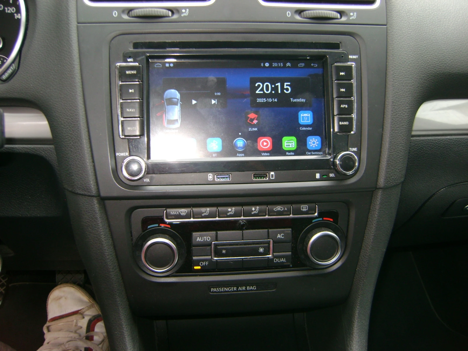 VW Golf 2.0 TDI | Mobile.bg — изображение 15