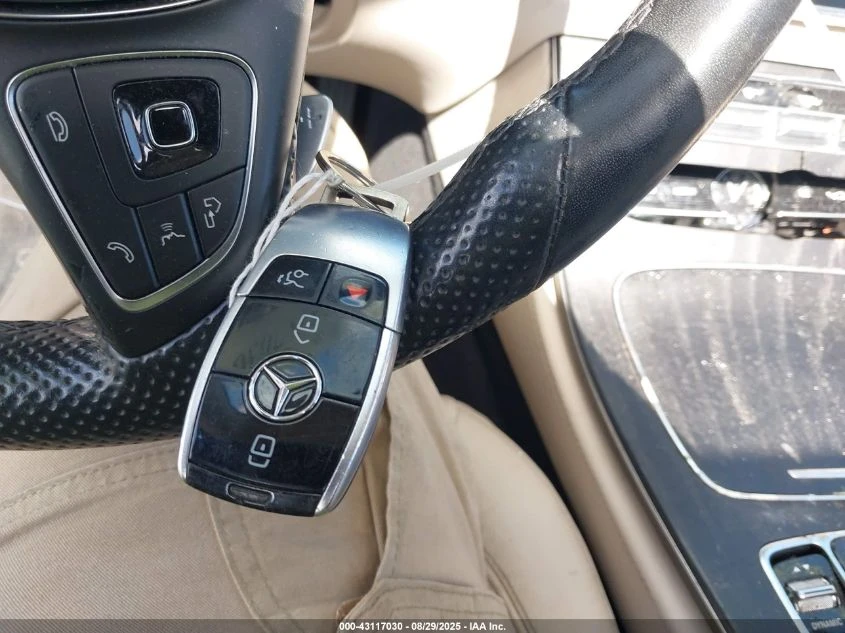 Mercedes-Benz E 300 2.0L I-4 DI, DOHC, VVT, TURBO, 241HP All Wheel - изображение 3