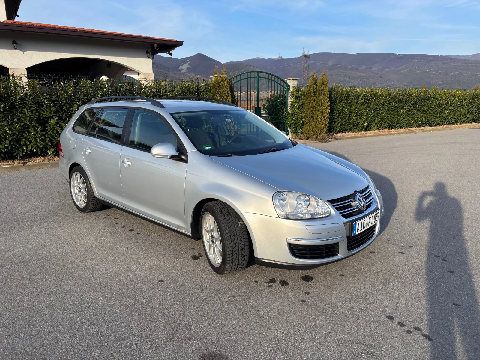 VW Golf 1.9tdi, снимка 5 - Автомобили и джипове - 53864494