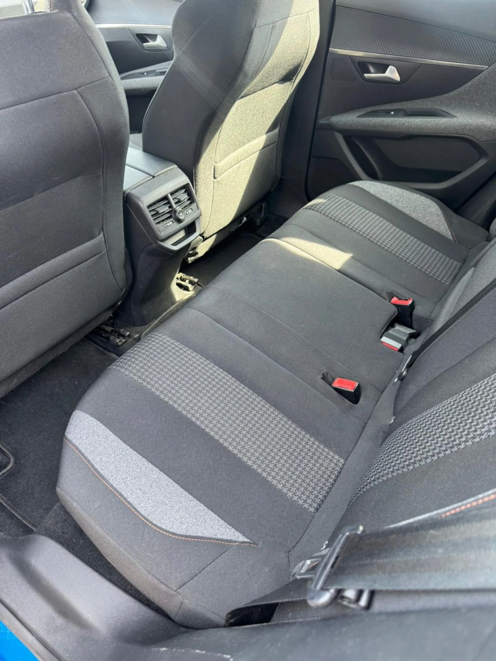 Peugeot 3008 1. 5 BlueHDi 131 S&S EAT8 | Mobile.bg � ����������� 7