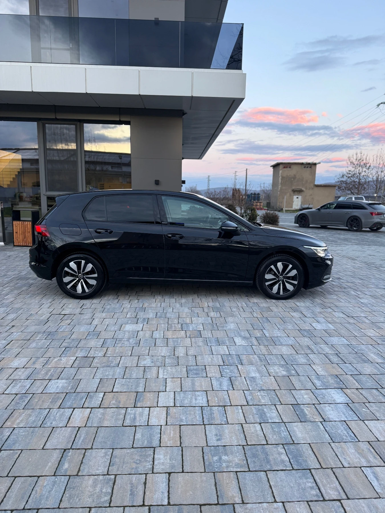 VW Golf 2.0 TDI, снимка 7 - Автомобили и джипове - 54254232