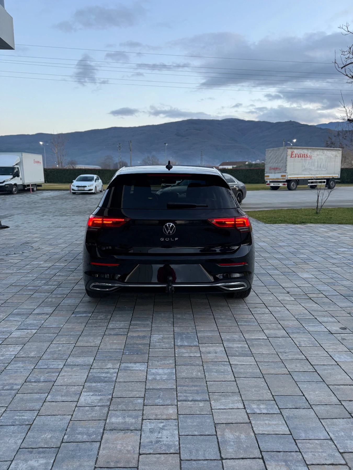 VW Golf 2.0 TDI, снимка 5 - Автомобили и джипове - 54254232