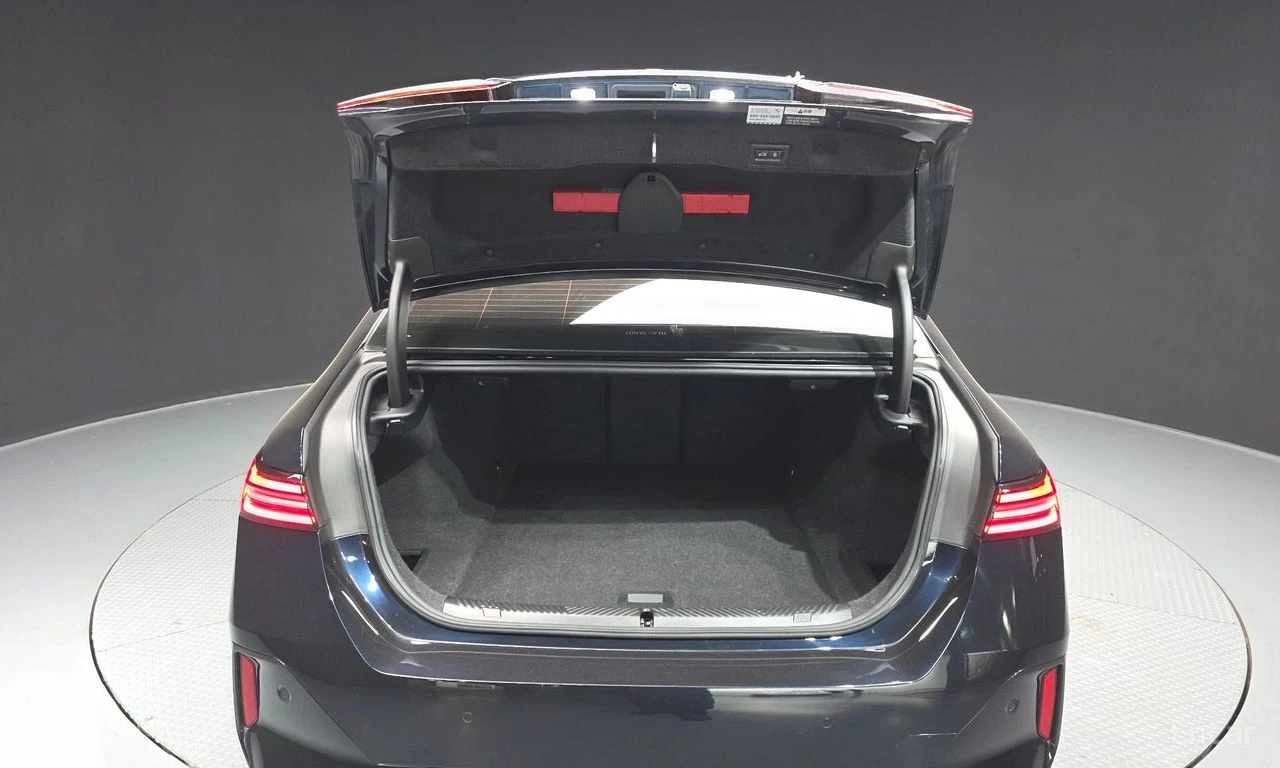 BMW i5 * eDrive40* M-SPORT* �������* ���������* ��������* | Mobile.bg � ����������� 17