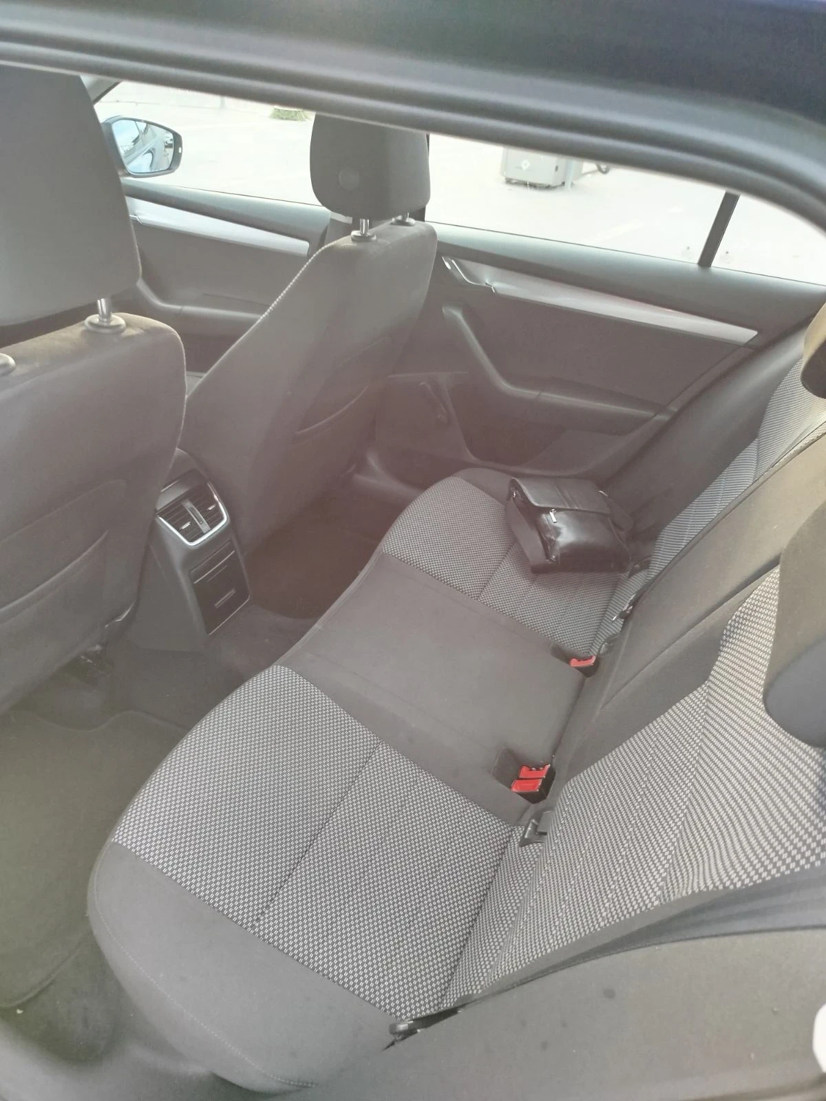 Skoda Octavia, снимка 14 - Автомобили и джипове - 54333840