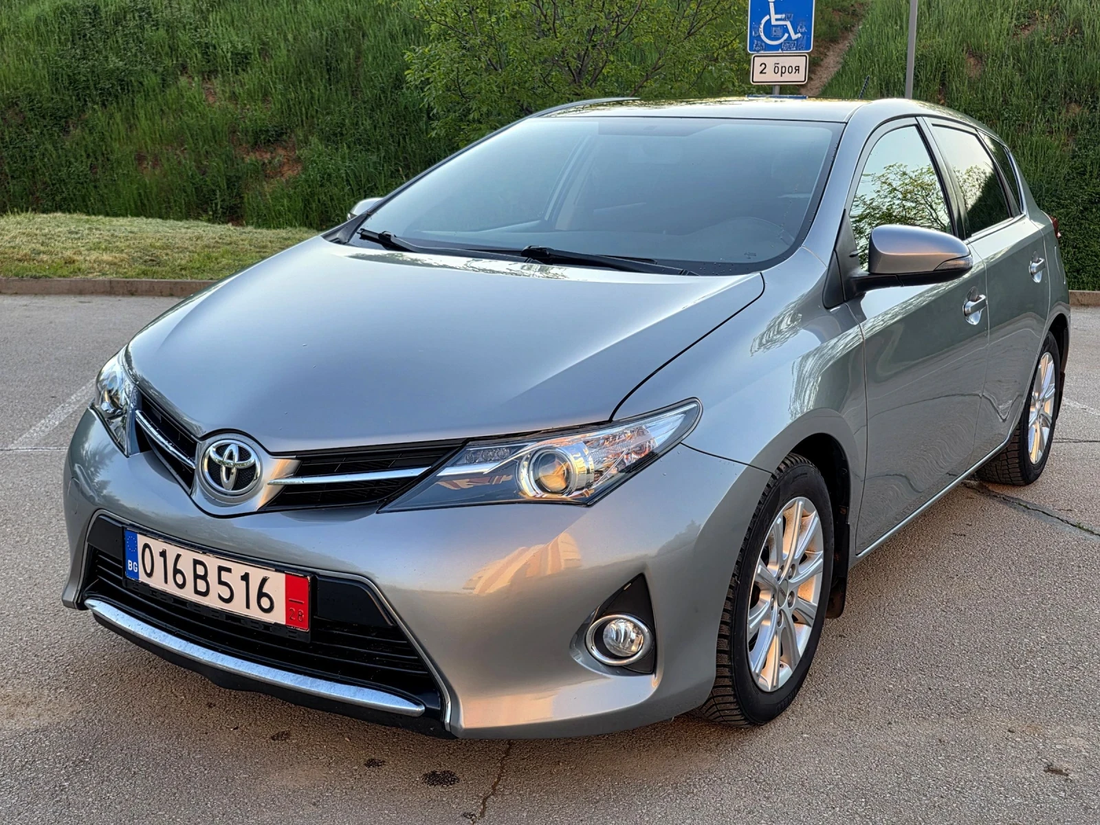 Toyota Auris 144000км, Панорама, Камера, Навигация , снимка 5 - Автомобили и джипове - 54433949