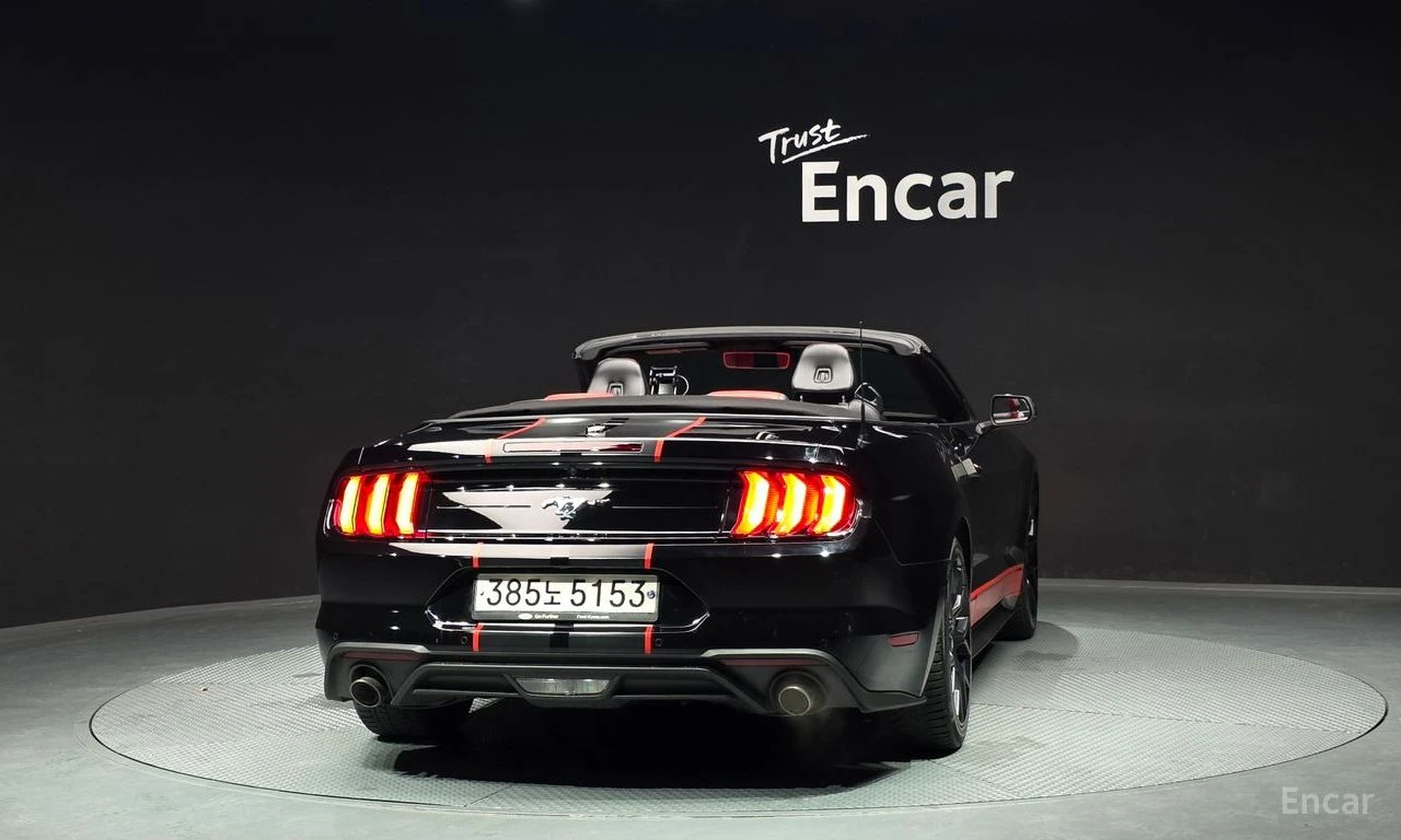Ford Mustang ECO BOOST* ОБДУХВАНЕ* КОЖА* ПОДГРЕВ* НАВИ* КАМЕРА, снимка 4 - Автомобили и джипове - 54682947