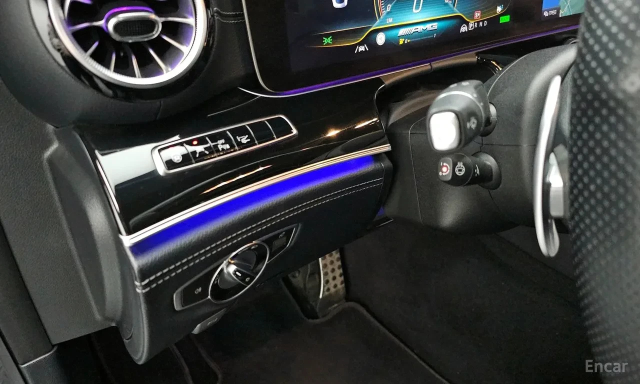 Mercedes-Benz AMG GT 43 4MATIC+ | BURMESTER | ПОДГРЕВ | ОБДУХ, снимка 17 - Автомобили и джипове - 54765827