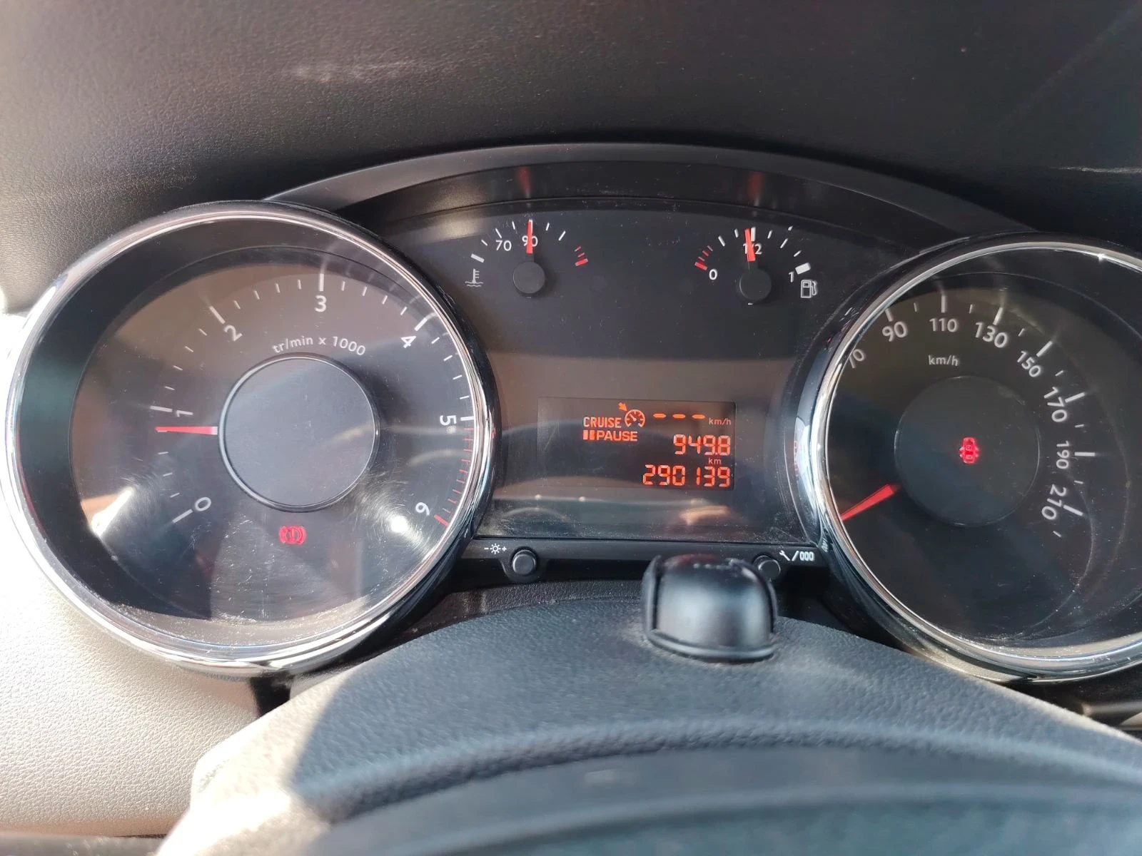 Peugeot 3008 1.6, снимка 9 - Автомобили и джипове - 55499694