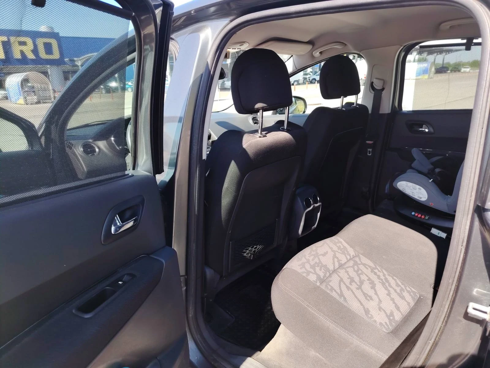 Peugeot 3008 1.6, снимка 11 - Автомобили и джипове - 55499694