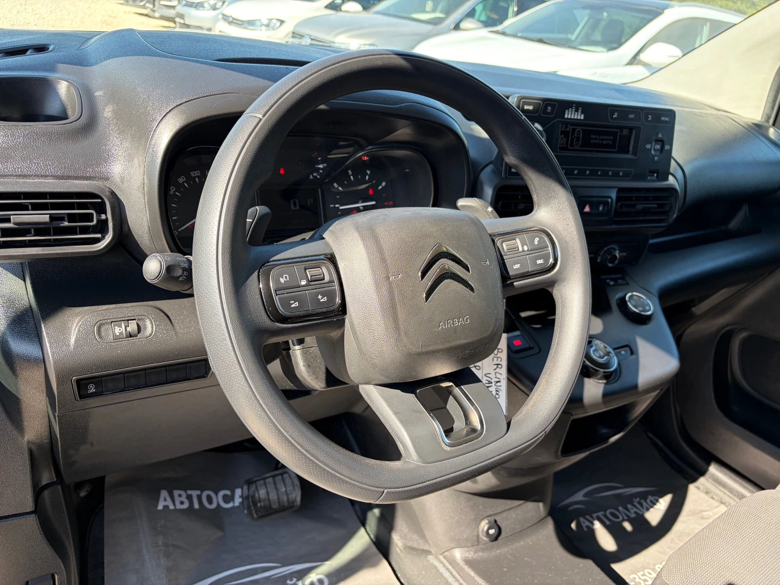 Citroen Berlingo 1.5BLUEHDI 130 EAT8 SES VAN M CLUB(96 KW), снимка 9 - Автомобили и джипове - 55500346