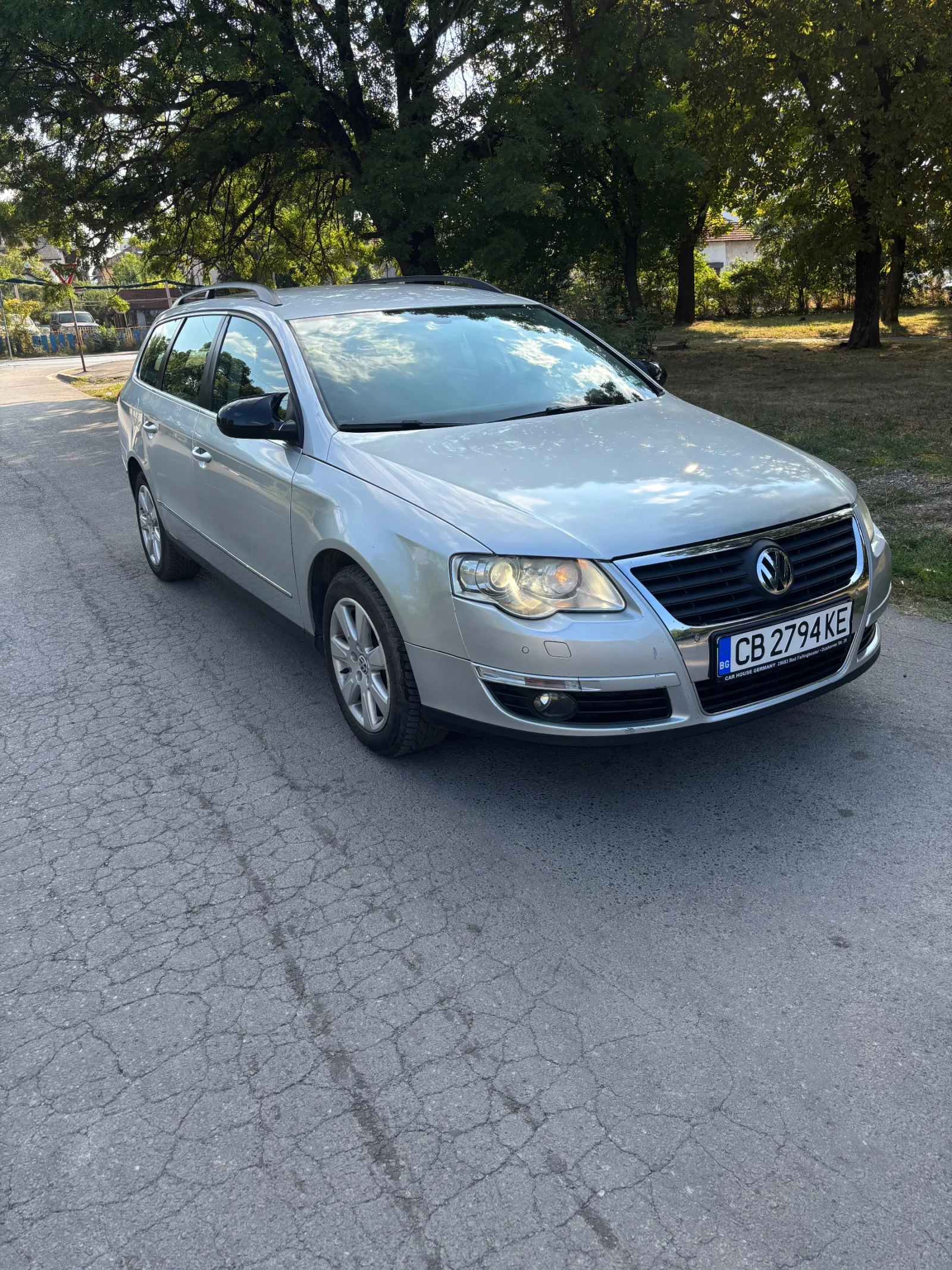 VW Passat Автоматик-перфектна, снимка 8 - Автомобили и джипове - 55589013