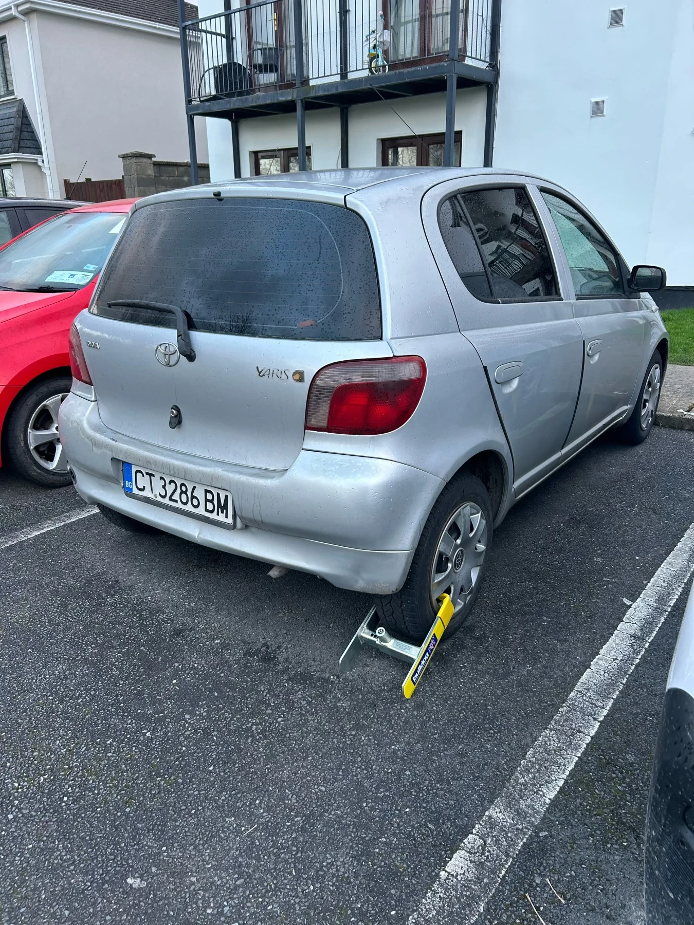 Toyota Yaris 1.0, снимка 4 - Автомобили и джипове - 55652856