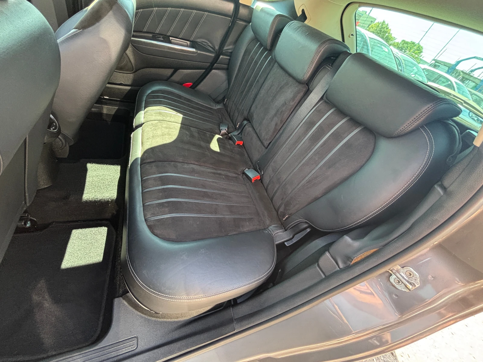 Lancia Delta 1.6  ДИЗЕЛ/ПАНОРАМА, снимка 9 - Автомобили и джипове - 55715743