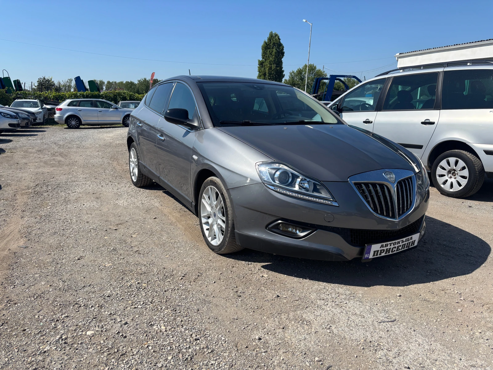 Lancia Delta 1.6  ДИЗЕЛ/ПАНОРАМА, снимка 3 - Автомобили и джипове - 55715743