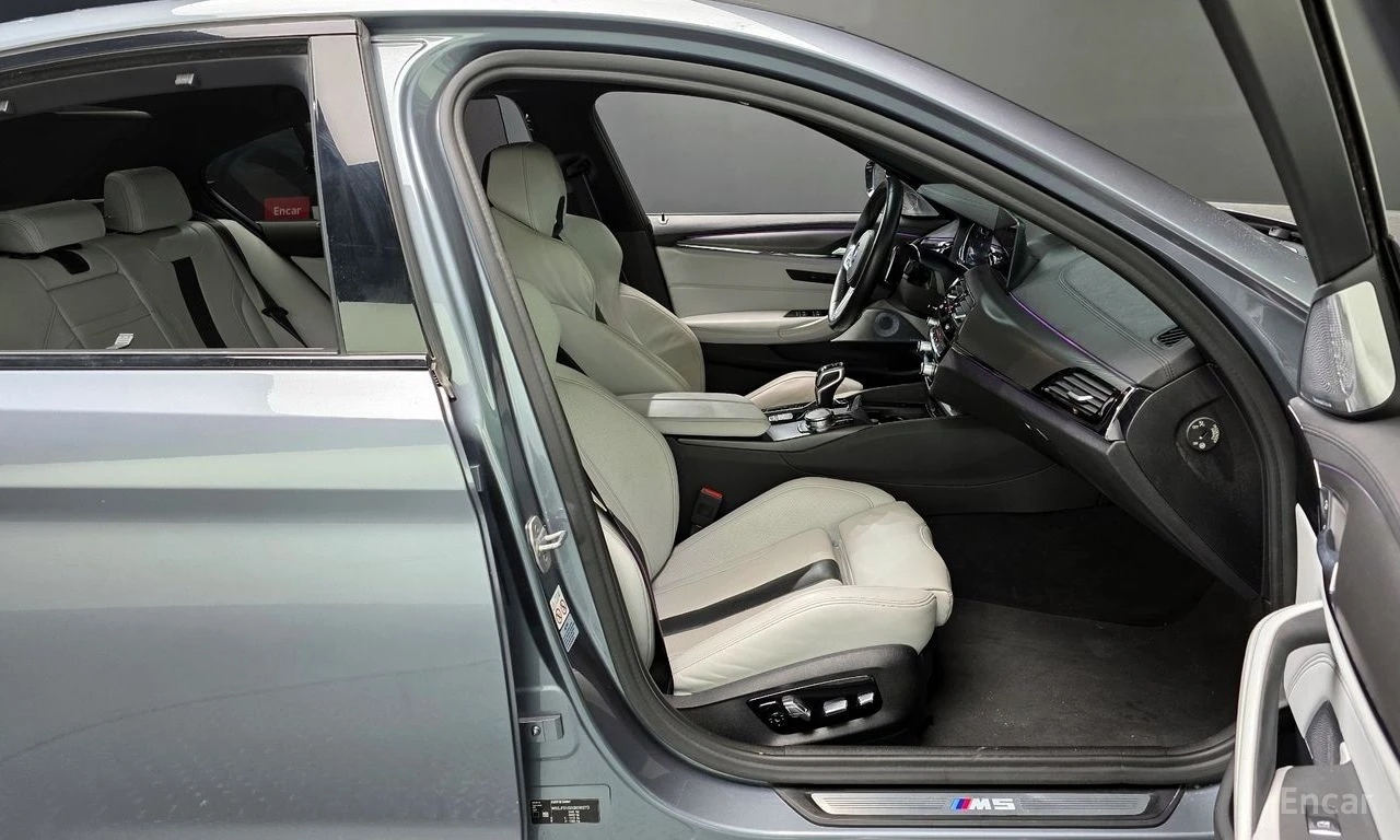 BMW M5 BOWER* WILKINS* ОБДУХВАНЕ* ДИСТРОНИК* ХЕДЪП* 360КА, снимка 14 - Автомобили и джипове - 55743548