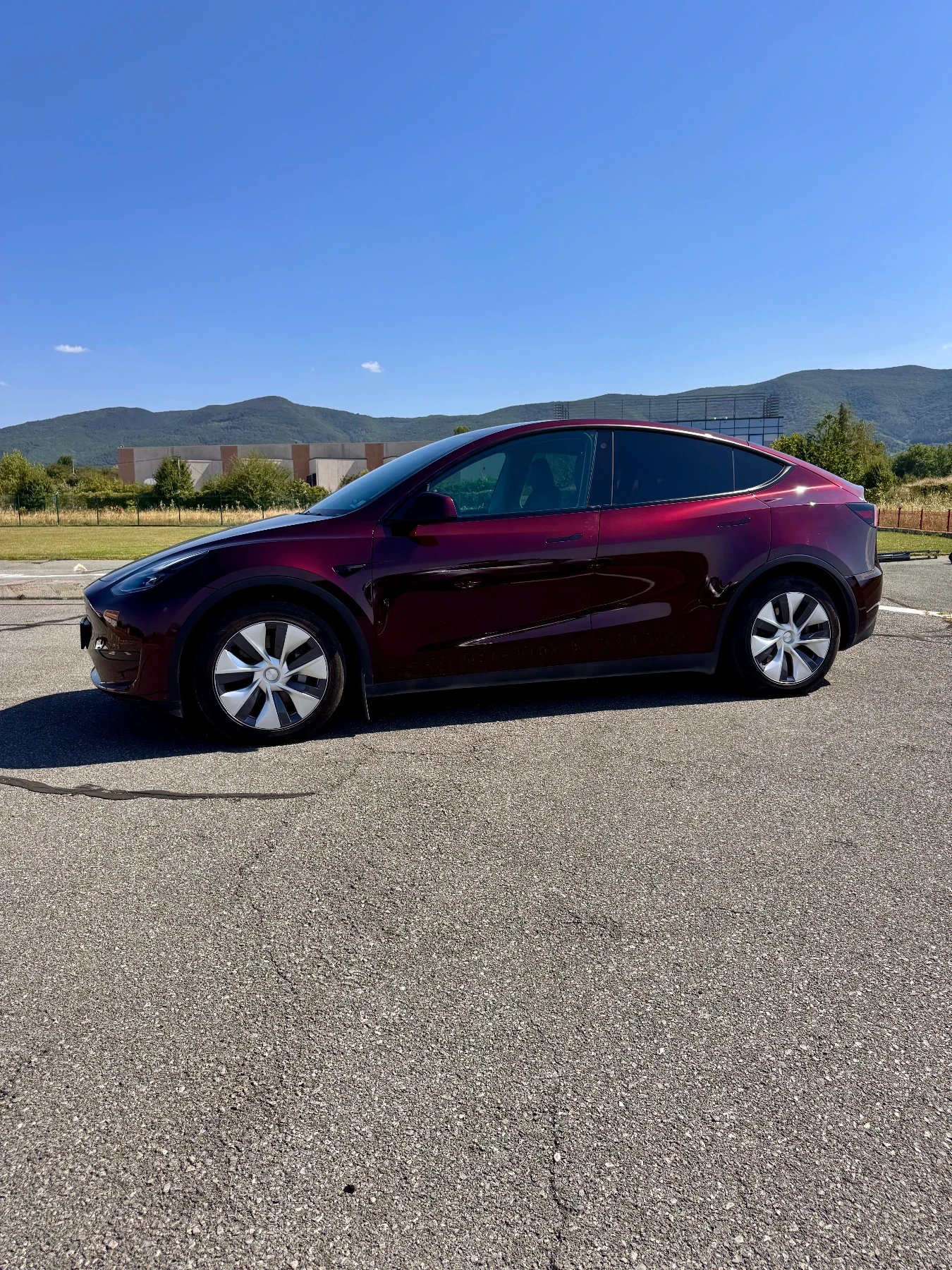 Tesla Model Y Long Range RWD