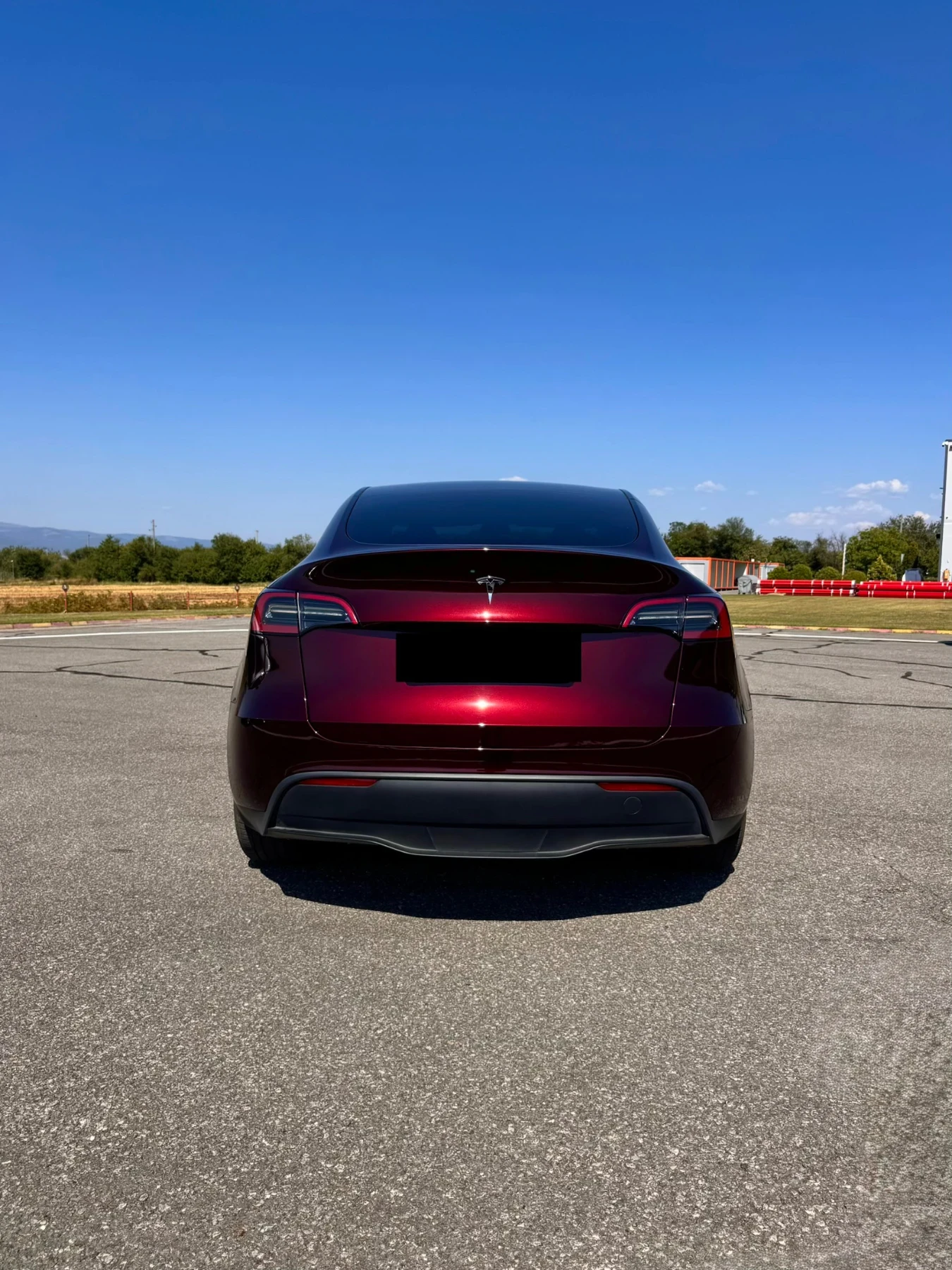Tesla Model Y Long Range RWD, снимка 4 - Автомобили и джипове - 56184315