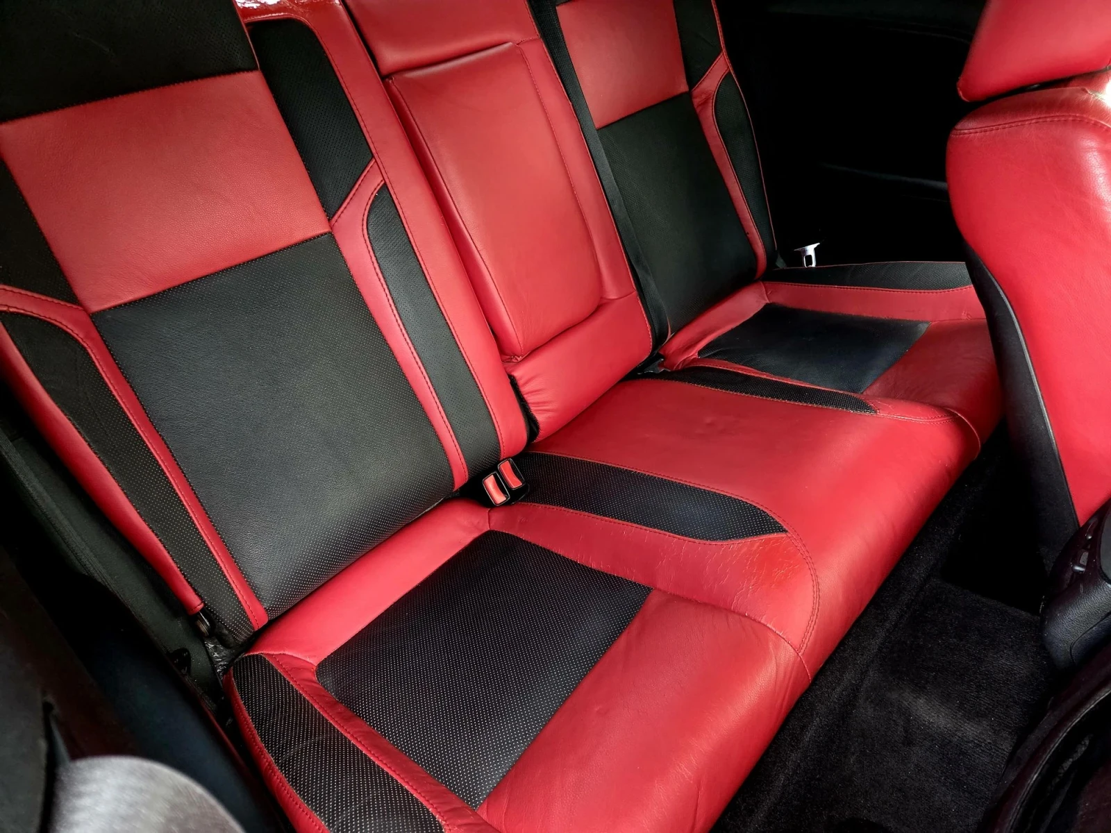 Dodge Challenger 3.6 SXT LIMITED EDITION ТОП СЪСТОЯНИЕ!!! , снимка 12 - Автомобили и джипове - 56223003