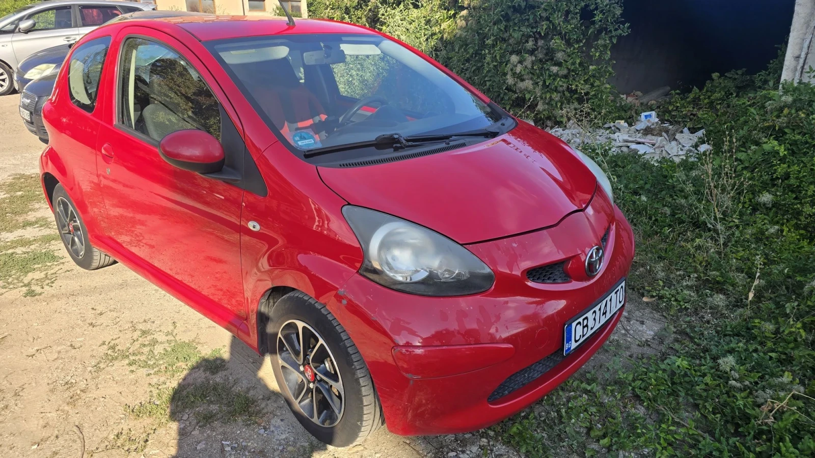 Toyota Aygo 1.0i klimatik, снимка 3 - Автомобили и джипове - 56250280