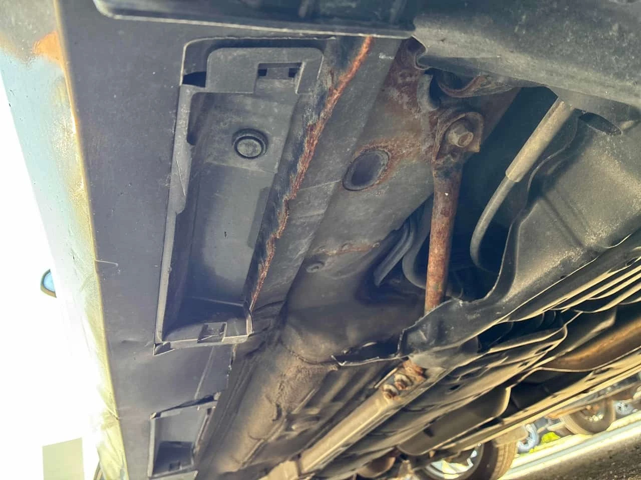 Toyota Camry  I4 Auto XSE / Carfax / Автокредит , снимка 17 - Автомобили и джипове - 56252761