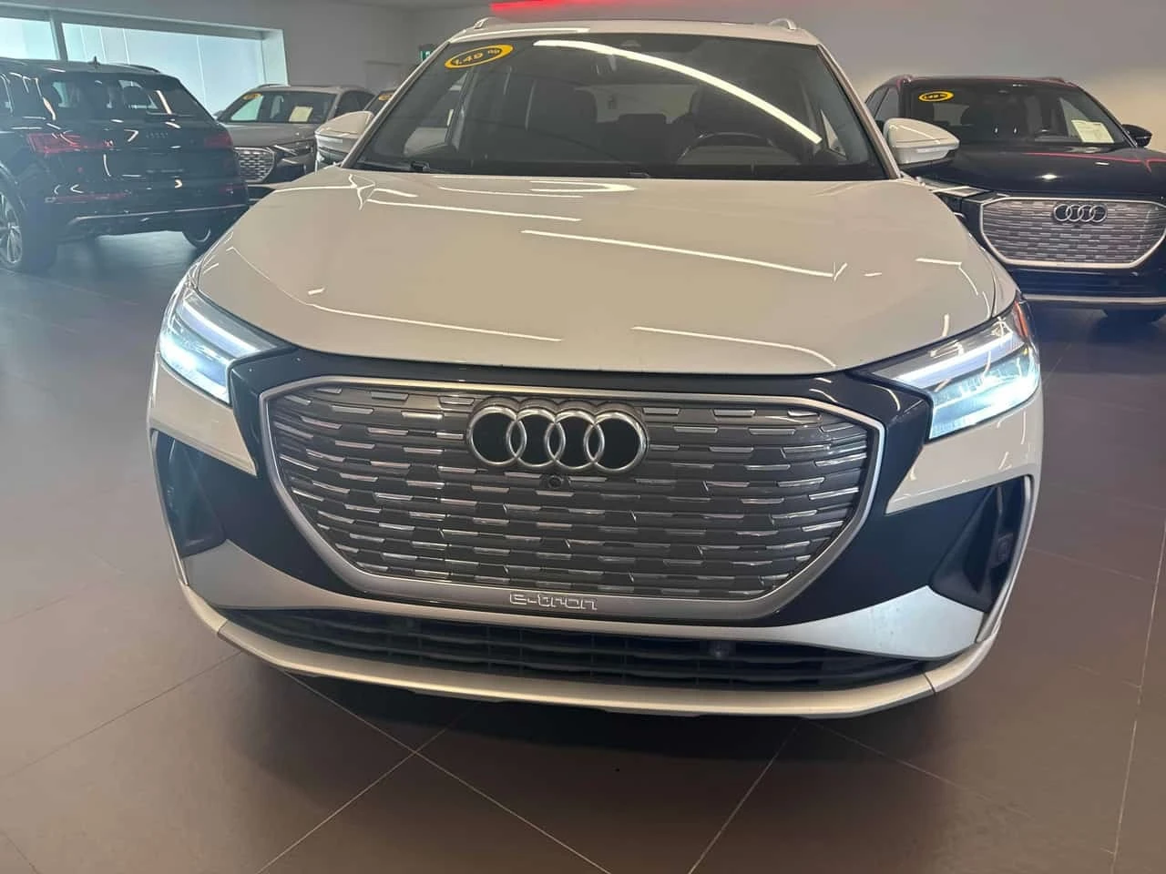Audi E-Tron Progressiv  CARFAX, снимка 6 - Автомобили и джипове - 56568278