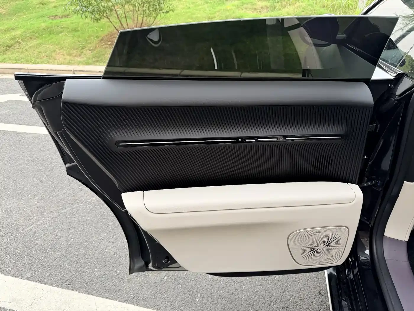 Avatr 12 2024 700 Triple Laser RWD Smart Enjoyment Edition | Mobile.bg � ����������� 13
