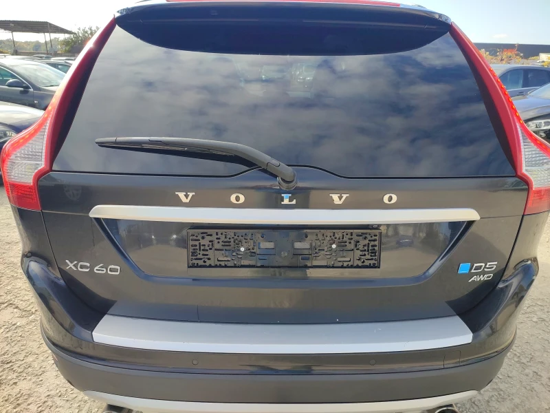 Volvo XC60 2.4 233к Rdesing , снимка 7 - Автомобили и джипове - 47738905