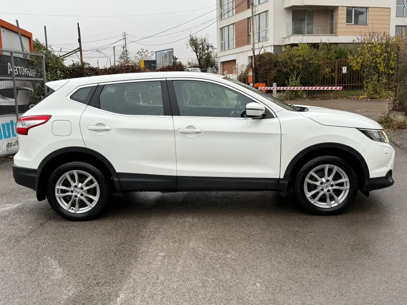 Nissan Qashqai 1.2 DiG-T (116 кс) CVT-automatic 2015г. Euro 5, снимка 5 - Автомобили и джипове - 47918977