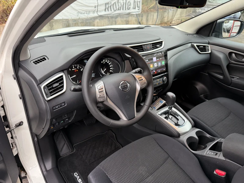 Nissan Qashqai 1.2 DiG-T (116 кс) CVT-automatic 2015г. Euro 5, снимка 9 - Автомобили и джипове - 47918977