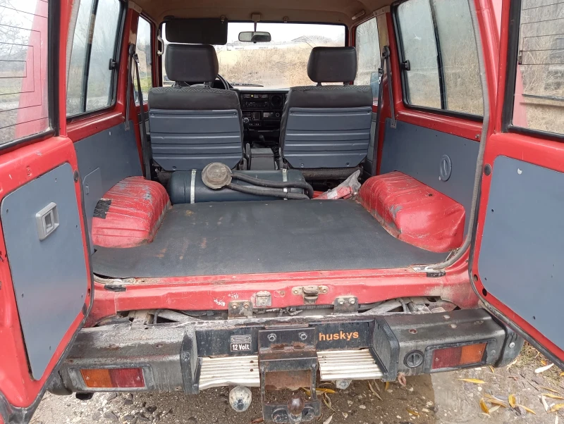 Toyota Land cruiser J70, снимка 4 - Автомобили и джипове - 48426548