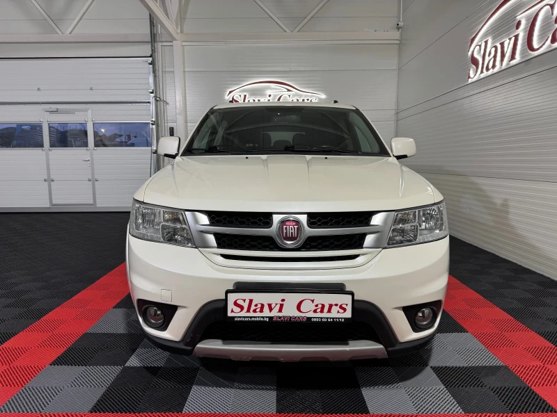 Fiat Freemont 2.0 mjt 170 h.p. - 4x4/ 7 МЕСТЕН/ KEYLESS/ ПОДГРЕВ, снимка 2 - Автомобили и джипове - 52553596