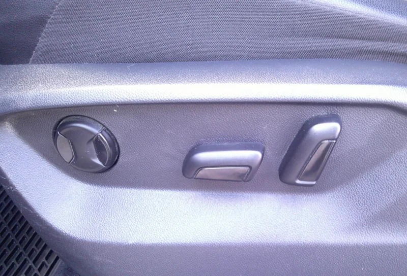 VW Tiguan 4MOTION АВТОКРЕДИТ, снимка 13 - Автомобили и джипове - 52640852