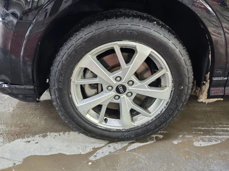 Audi Q3 2021 KOMFORT * CARFAX * БЕЗ ПЪРВОНАЧАЛНА ВНОСКА, снимка 5 - Автомобили и джипове - 53031757