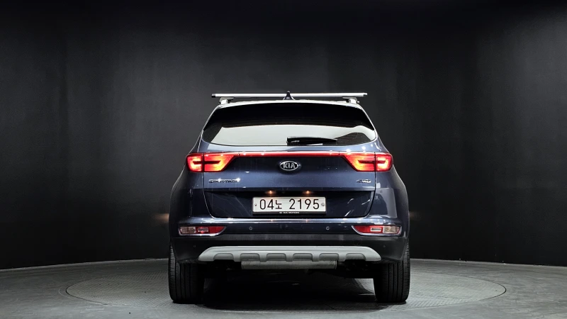 Kia Sportage 2.0CRDI/4x4/Пълна сервизна история !!!, снимка 4 - Автомобили и джипове - 53382793