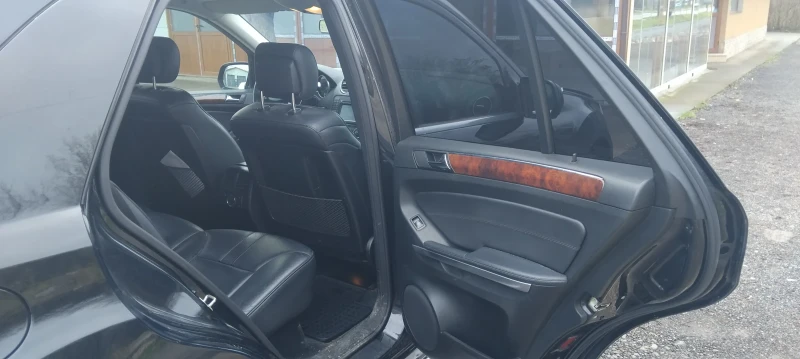 Mercedes-Benz ML 320, снимка 6 - Автомобили и джипове - 53391856