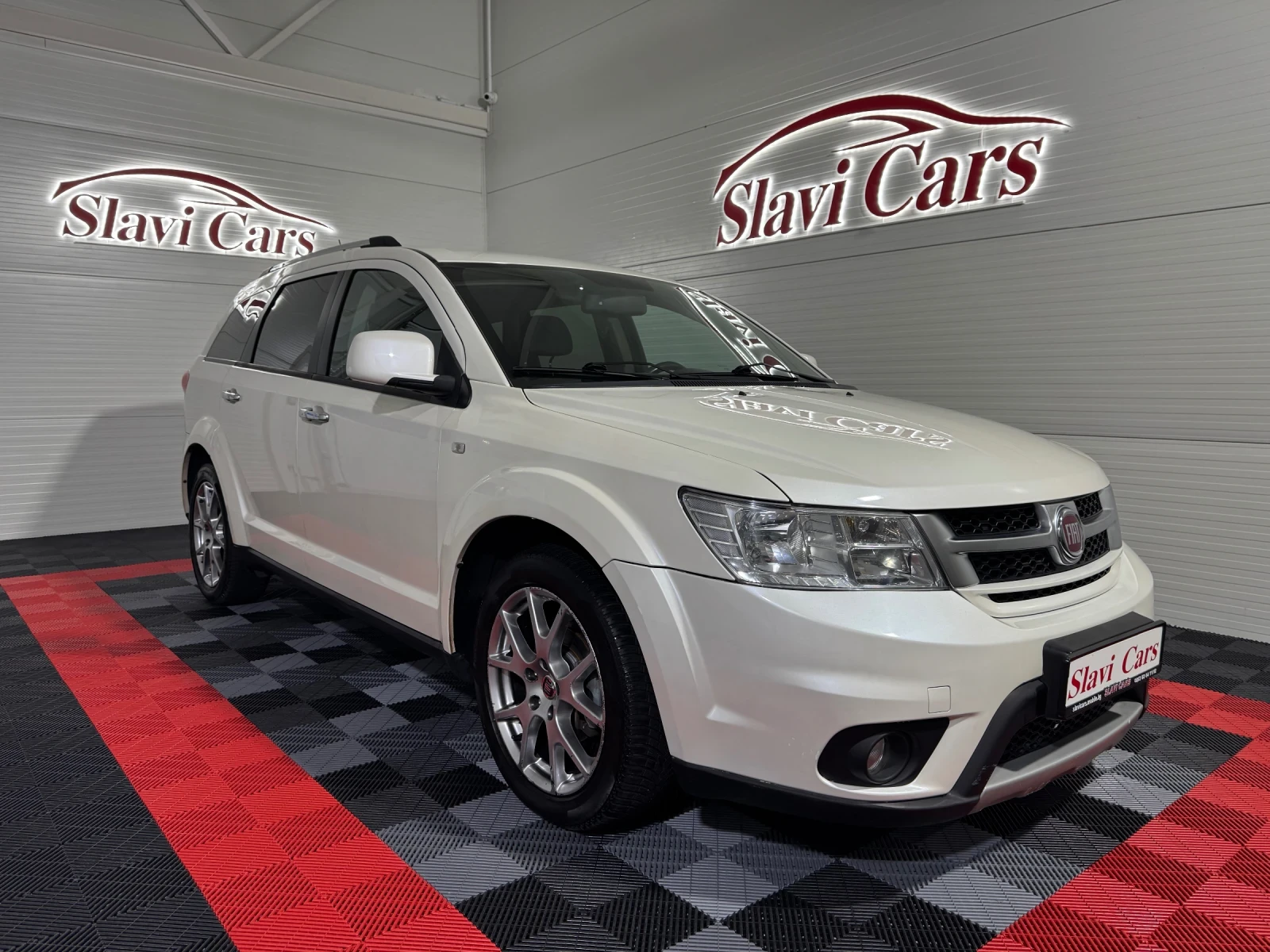 Fiat Freemont 2.0 mjt 170 h.p. - 4x4/ 7 МЕСТЕН/ KEYLESS/ ПОДГРЕВ, снимка 1