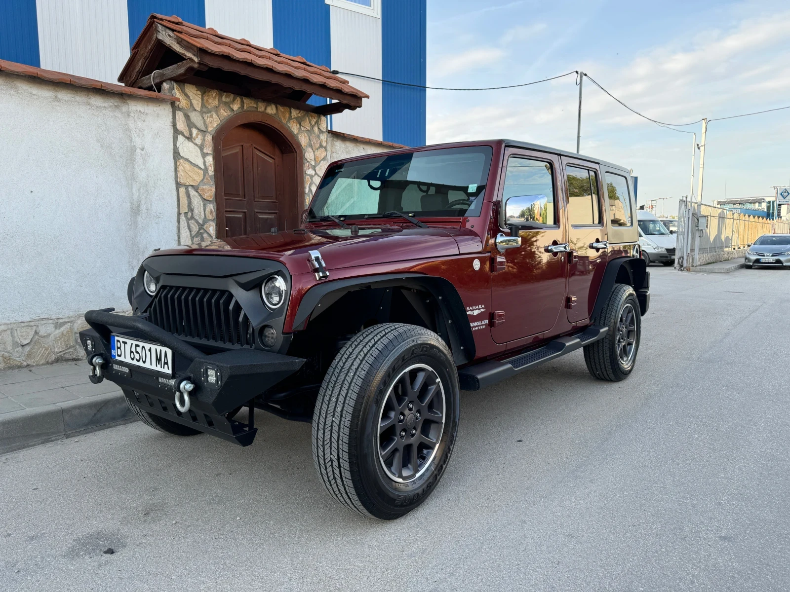 Jeep Wrangler  - изображение 10