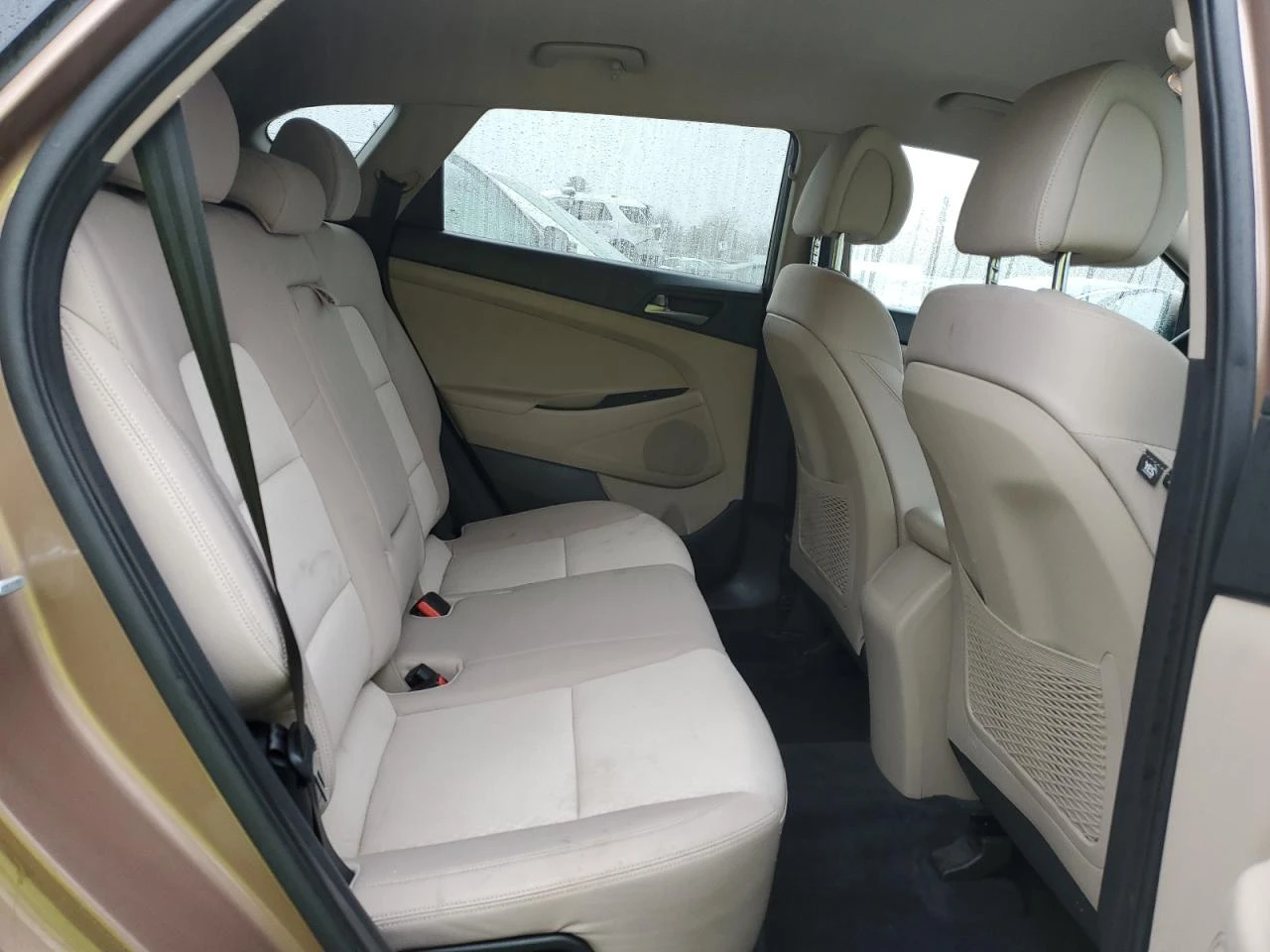 Hyundai Tucson 2.0l Limited, снимка 11 - Автомобили и джипове - 53909377